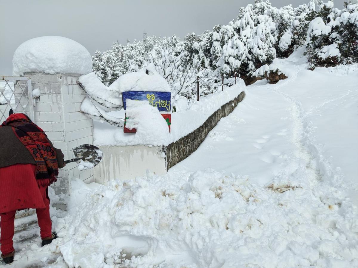 Namastay Himalayas, Kanatal Buitenkant foto