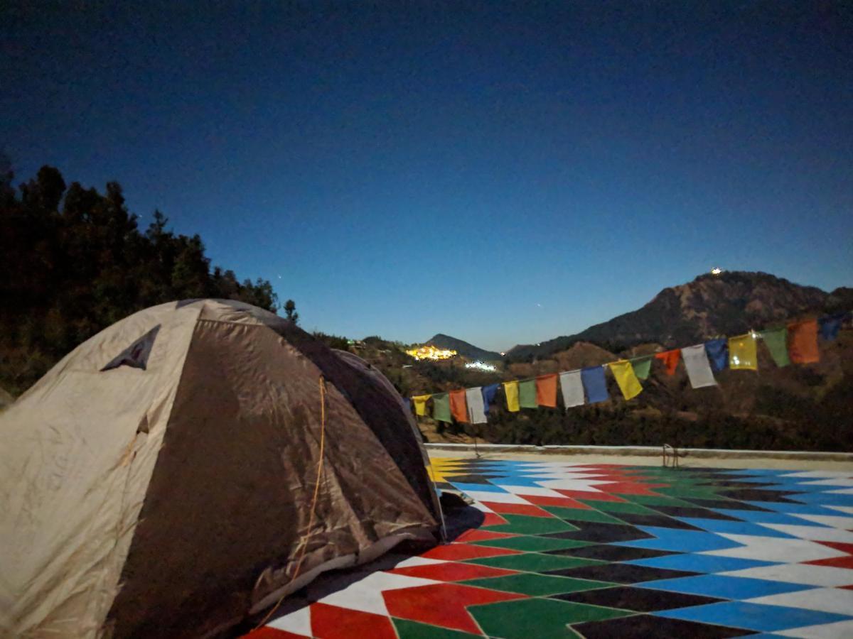 Namastay Himalayas, Kanatal Buitenkant foto